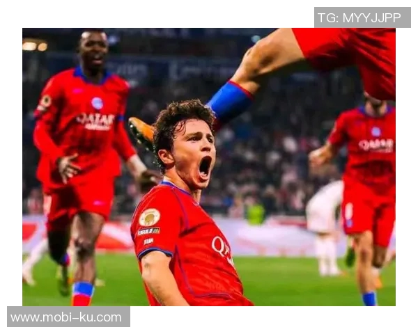 若昂内维斯展望巴黎卫冕欧冠目标前八上赛季表现不佳却逆袭夺冠 若昂内维斯展望巴黎卫冕欧冠目标前八上赛季表现不佳却逆袭夺冠